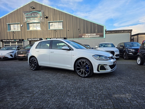 Used Volkswagen Golf 2017 for sale - 77884101: Photo 3