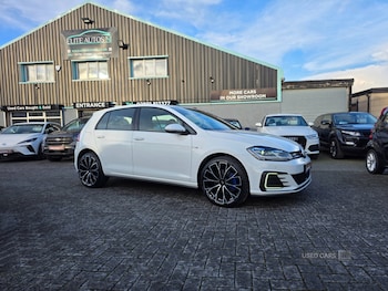 Used Volkswagen Golf 2017 for sale - 77884101: Photo