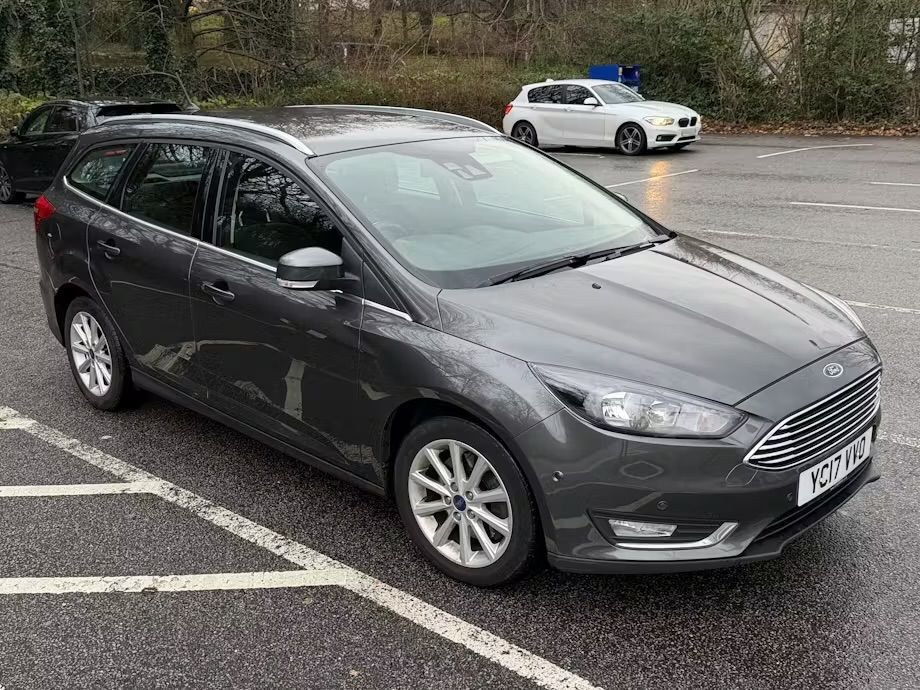 Used Ford Focus 2017 for sale - 77254388: Photo 2