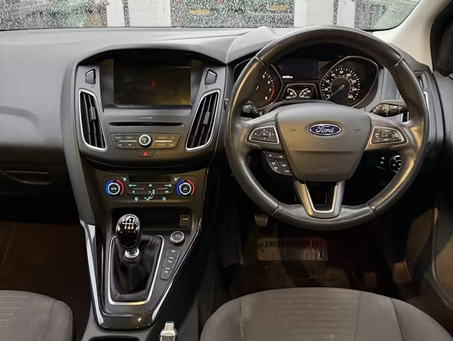 Used Ford Focus 2017 for sale - 77254388: Photo 5