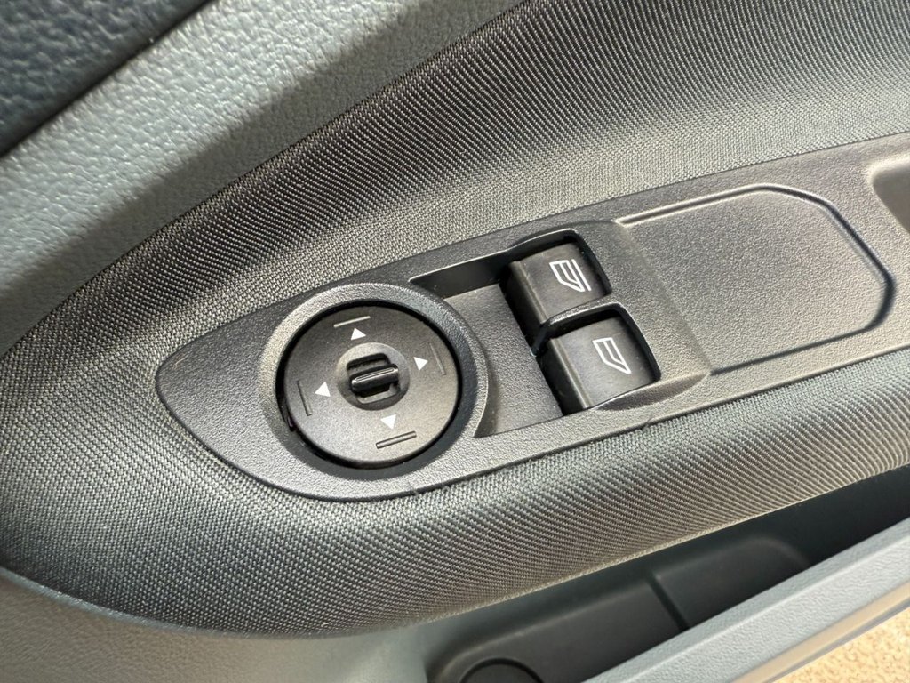 Used Ford C-Max 2014 for sale - 76364111: Photo 29