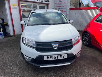 Used Dacia Sandero Stepway 2015 for sale - 77850294: Photo
