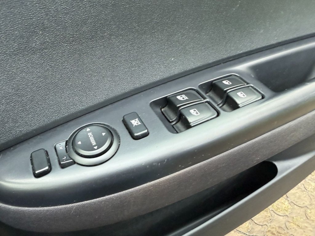 Used Hyundai i20 2012 for sale - 77563791: Photo 26