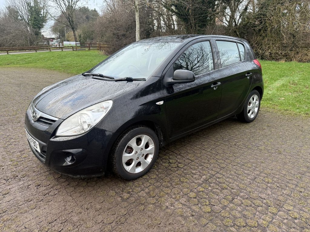 Used Hyundai i20 2012 for sale - 77563791: Photo 3