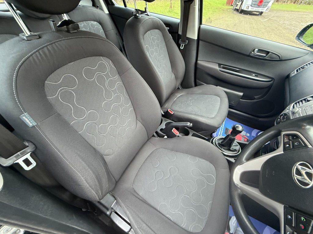 Used Hyundai i20 2012 for sale - 77563791: Photo 9