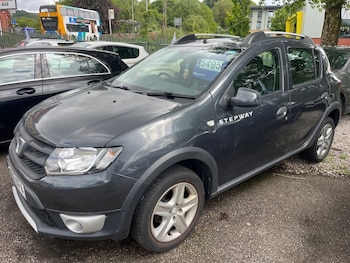 Used Dacia Sandero Stepway 2016 for sale - 78863722: Photo