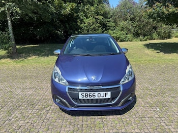 Used Peugeot 208 2016 for sale - 79094795: Photo