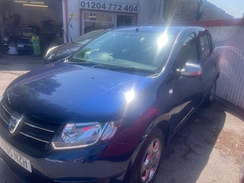 Used Dacia Sandero 2015 for sale - 79210075: Photo