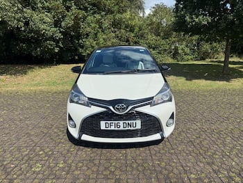 Used Toyota Yaris 2016 for sale - 79573902: Photo