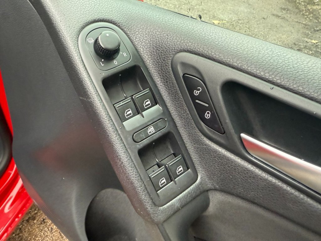 Used Volkswagen Golf 2012 for sale - 76364115: Photo 24