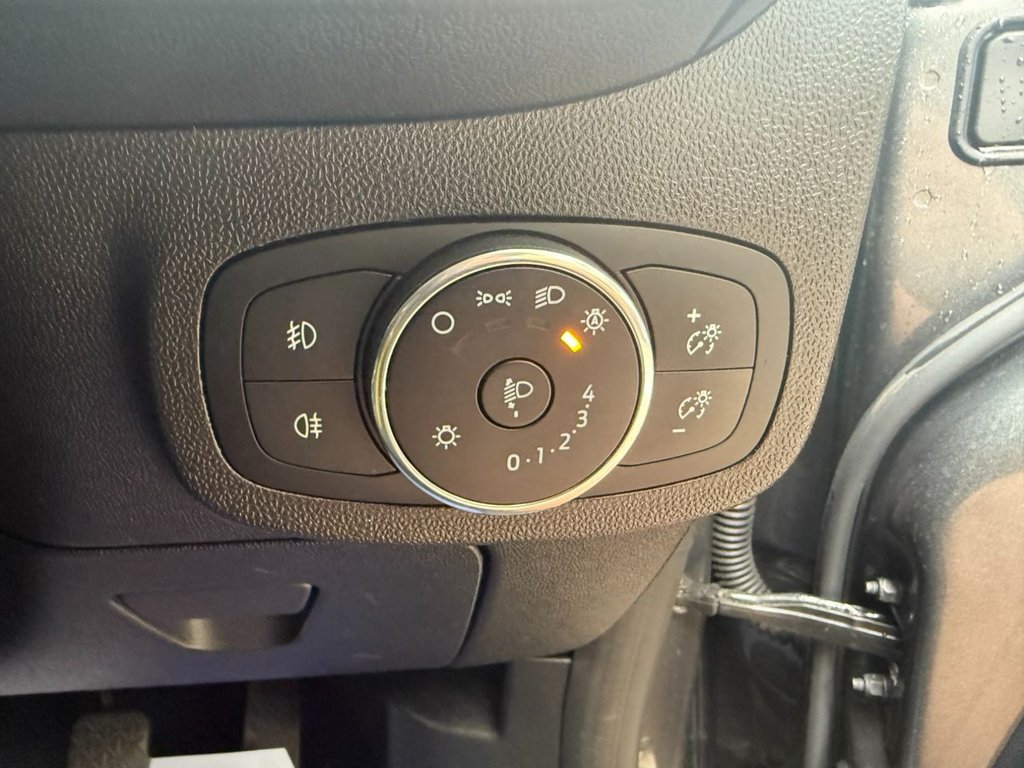 Used Ford Fiesta 2018 for sale - 76364117: Photo 27