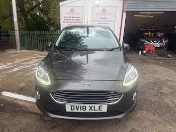 Used Ford Fiesta 2018 for sale - 76364117: Photo