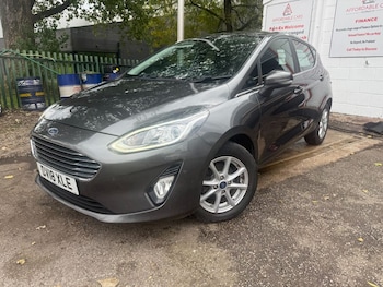 Used Ford Fiesta 2018 for sale - 76364117: Photo