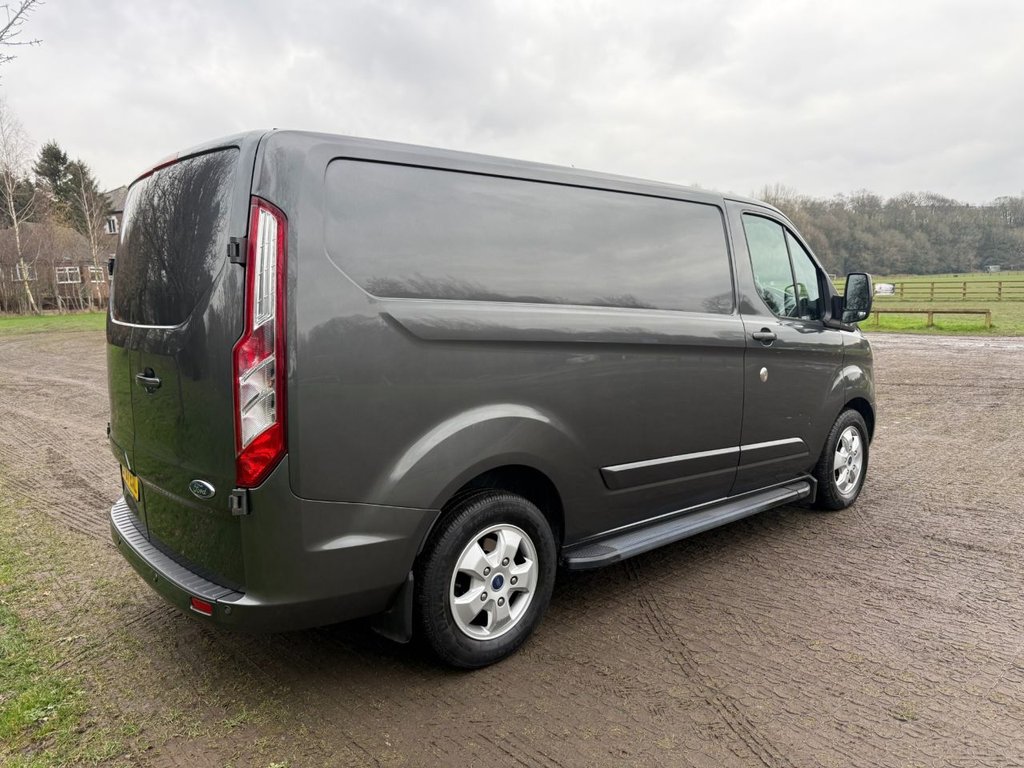 Used Ford Transit Custom 2017 for sale - 77408040: Photo 8