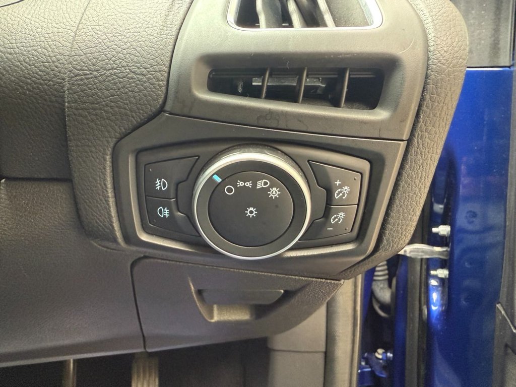 Used Ford Focus 2016 for sale - 76364107: Photo 26