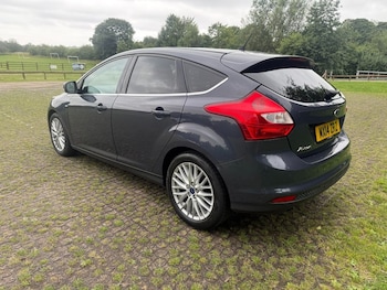 Used Ford Focus 2014 for sale - 79142456: Photo