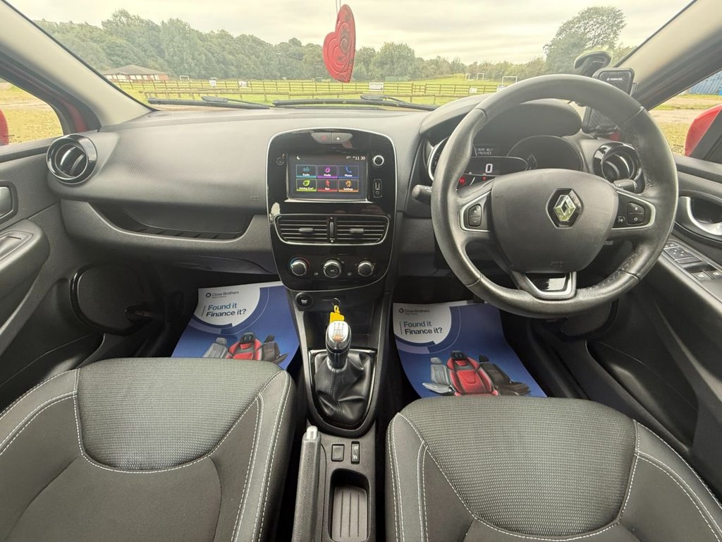 Used Renault Clio 2016 for sale - 76364112: Photo 15