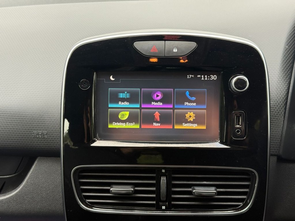 Used Renault Clio 2016 for sale - 76364112: Photo 17