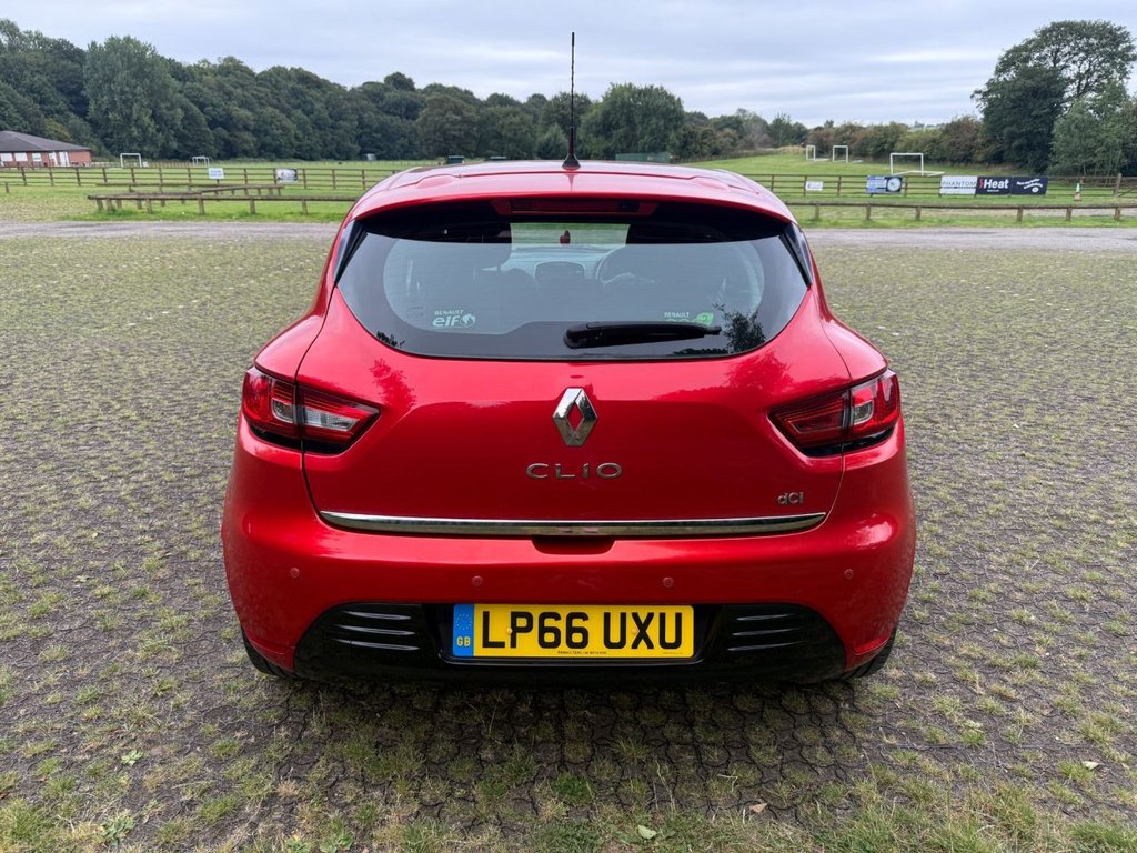 Used Renault Clio 2016 for sale - 76364112: Photo 5