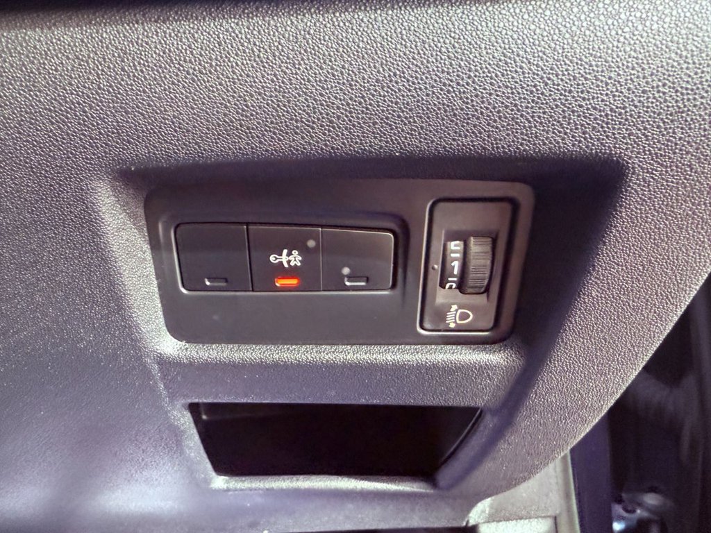 Used Citroen C4 2014 for sale - 76724242: Photo 27