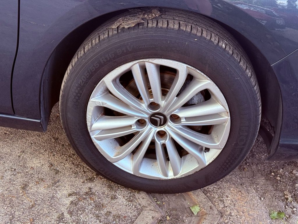 Used Citroen C4 2014 for sale - 76724242: Photo 30