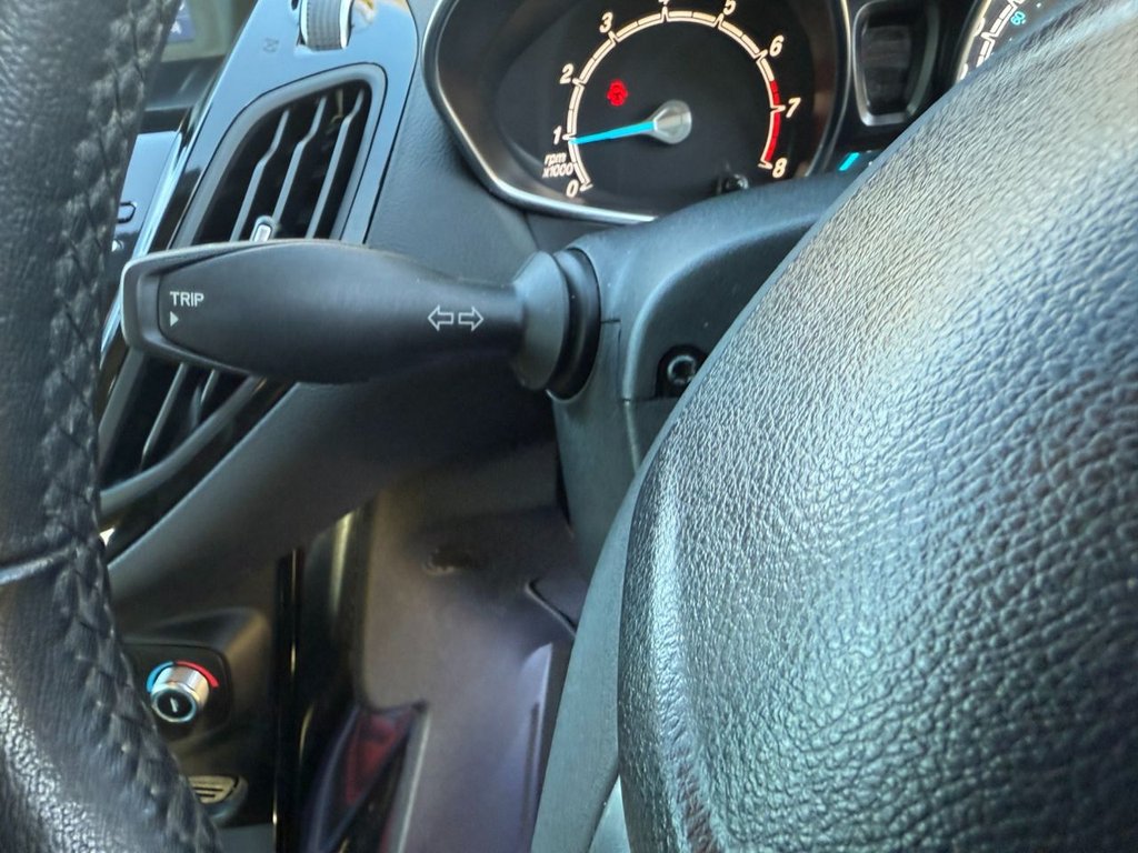 Used Ford B-MAX 2015 for sale - 76740079: Photo 25