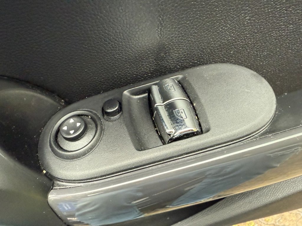 Used MINI Hatch 2017 for sale - 77394429: Photo 25