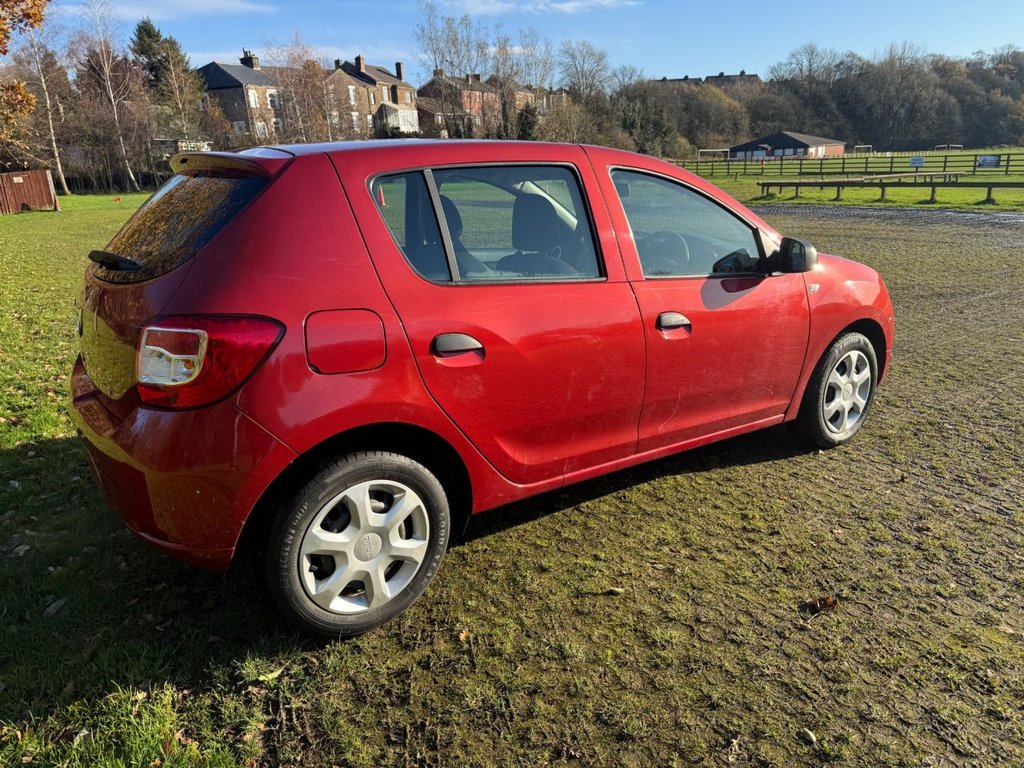 Used Dacia Sandero 2015 for sale - 77254400: Photo 6