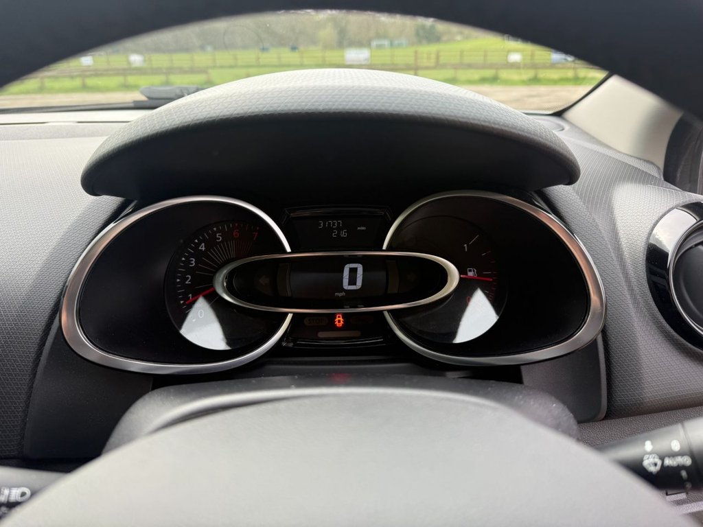 Used Renault Clio 2016 for sale - 78200875: Photo 18