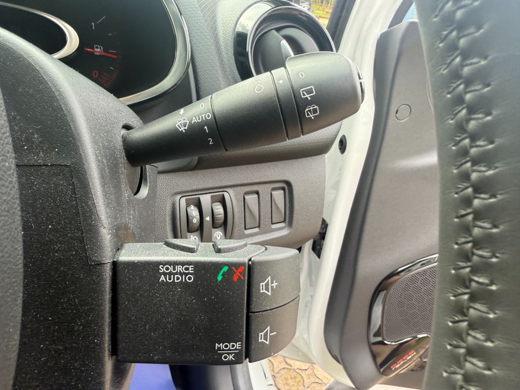 Used Renault Clio 2016 for sale - 78200875: Photo 20