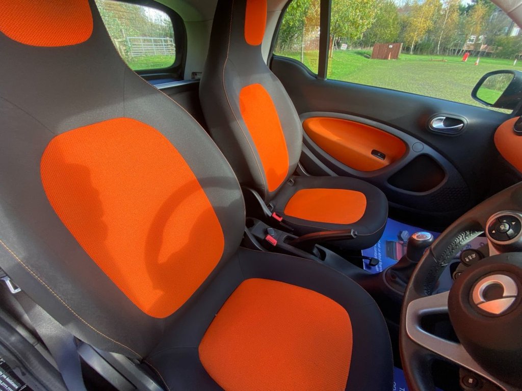 Used smart fortwo 2015 for sale - 77254389: Photo 11