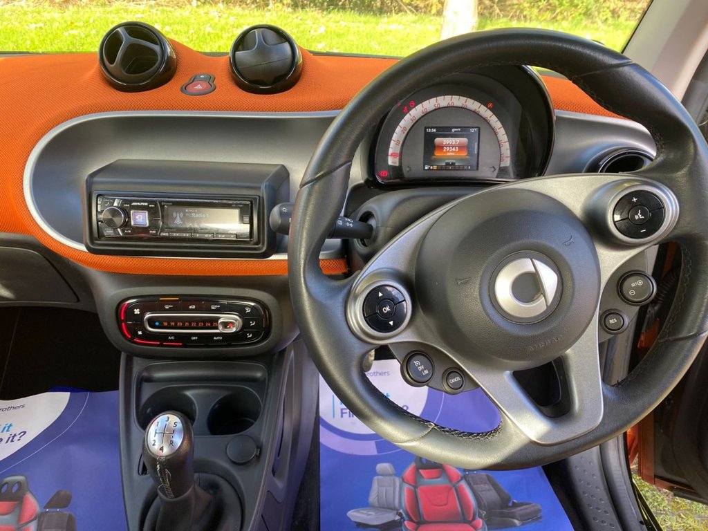 Used smart fortwo 2015 for sale - 77254389: Photo 14