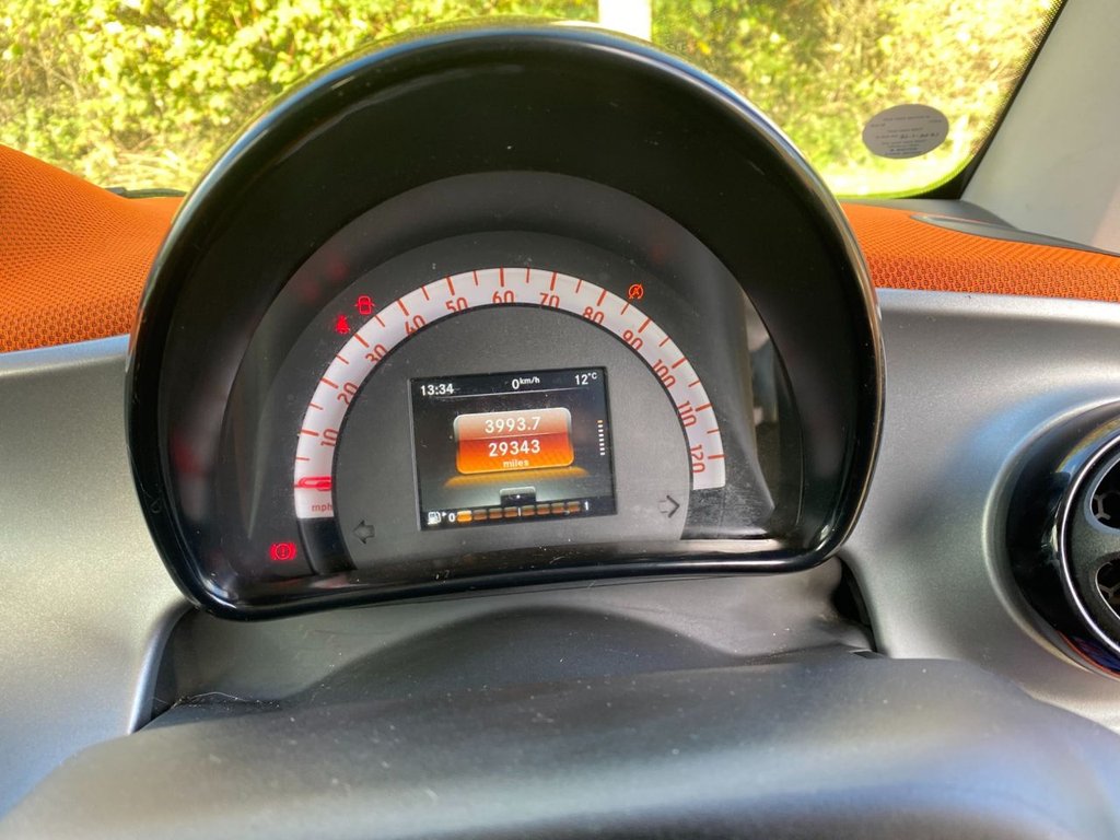 Used smart fortwo 2015 for sale - 77254389: Photo 15