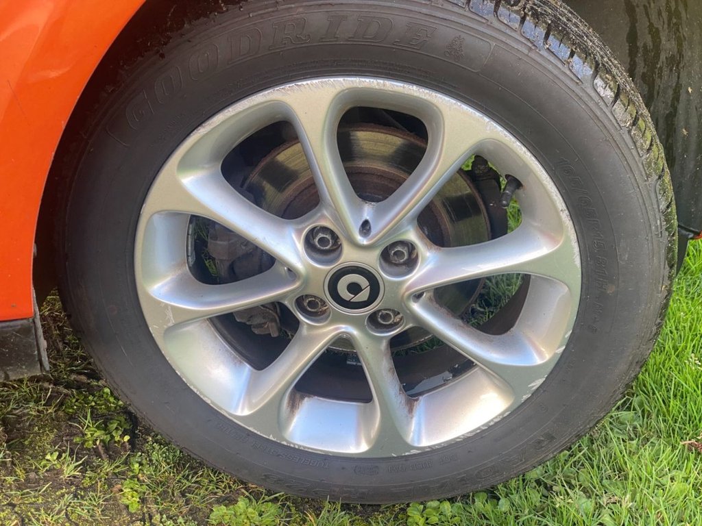 Used smart fortwo 2015 for sale - 77254389: Photo 24