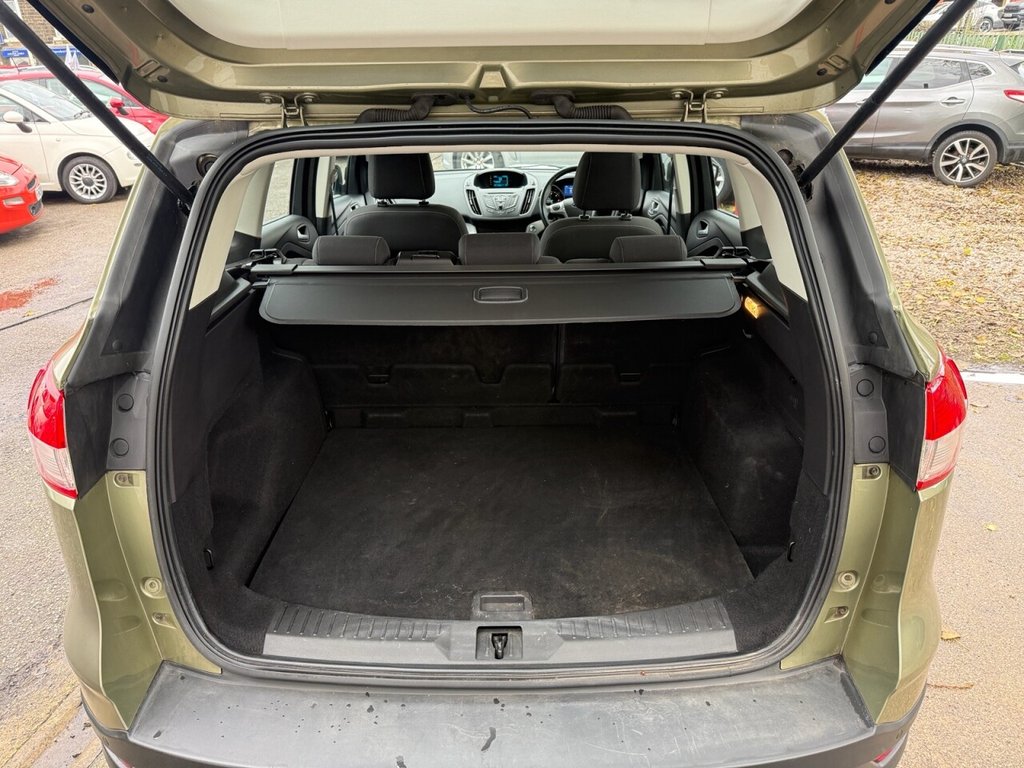 Used Ford Kuga 2014 for sale - 76445775: Photo 7