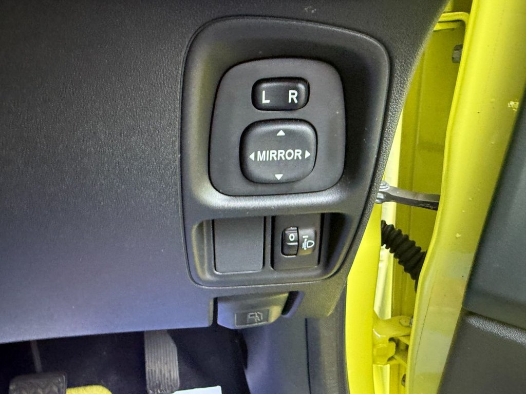 Used Toyota AYGO 2016 for sale - 77369389: Photo 25