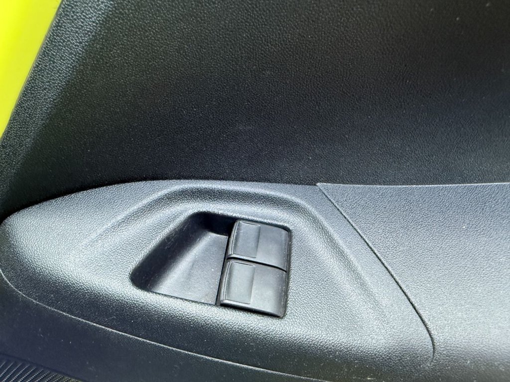 Used Toyota AYGO 2016 for sale - 77369389: Photo 28