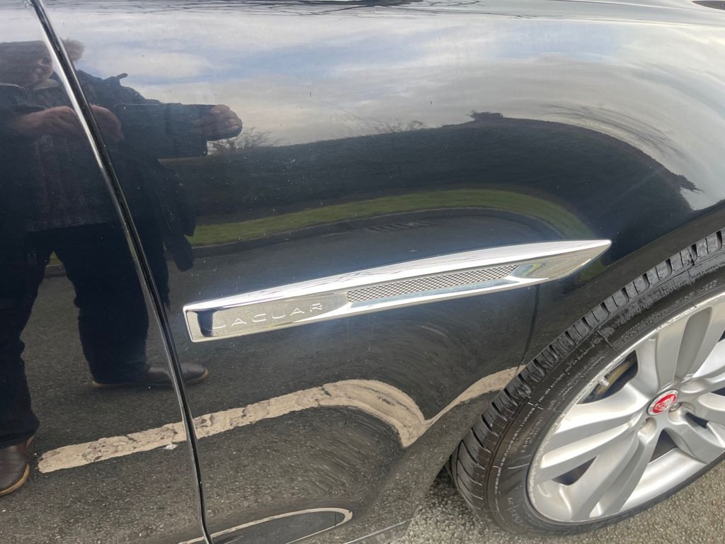 Used Jaguar XJ 2015 for sale - 77498728: Photo 6