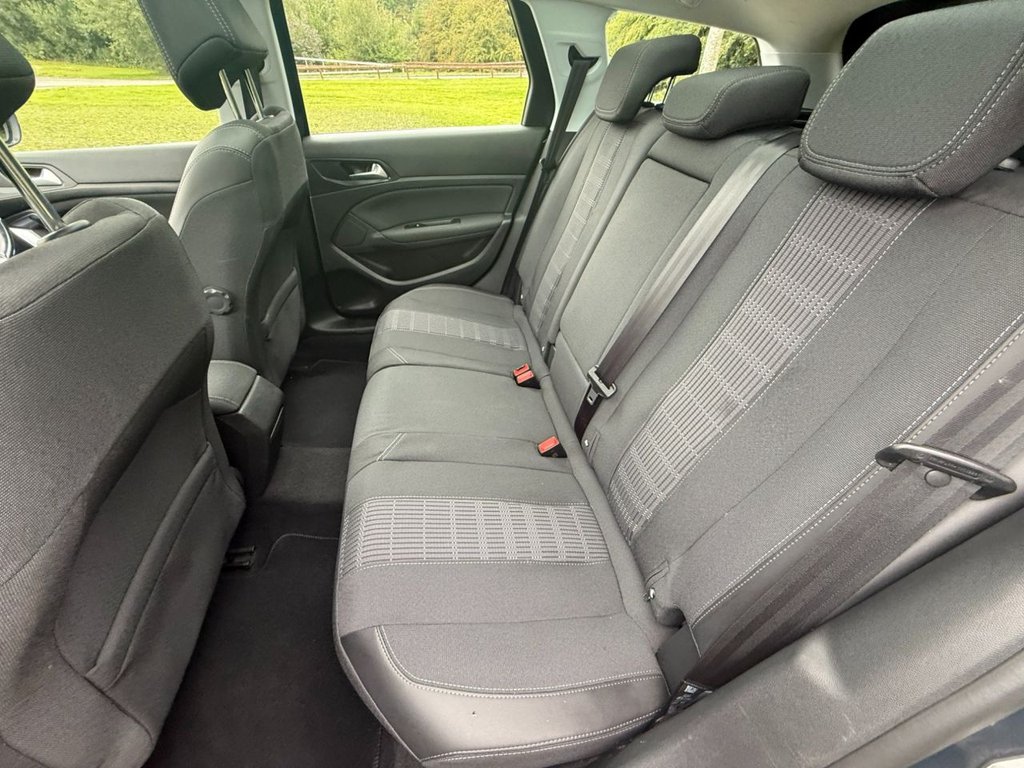 Used Peugeot 308 2018 for sale - 76364116: Photo 12
