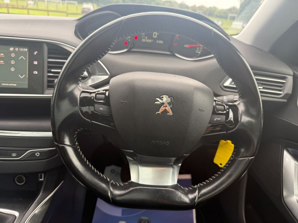 Used Peugeot 308 2018 for sale - 76364116: Photo 18