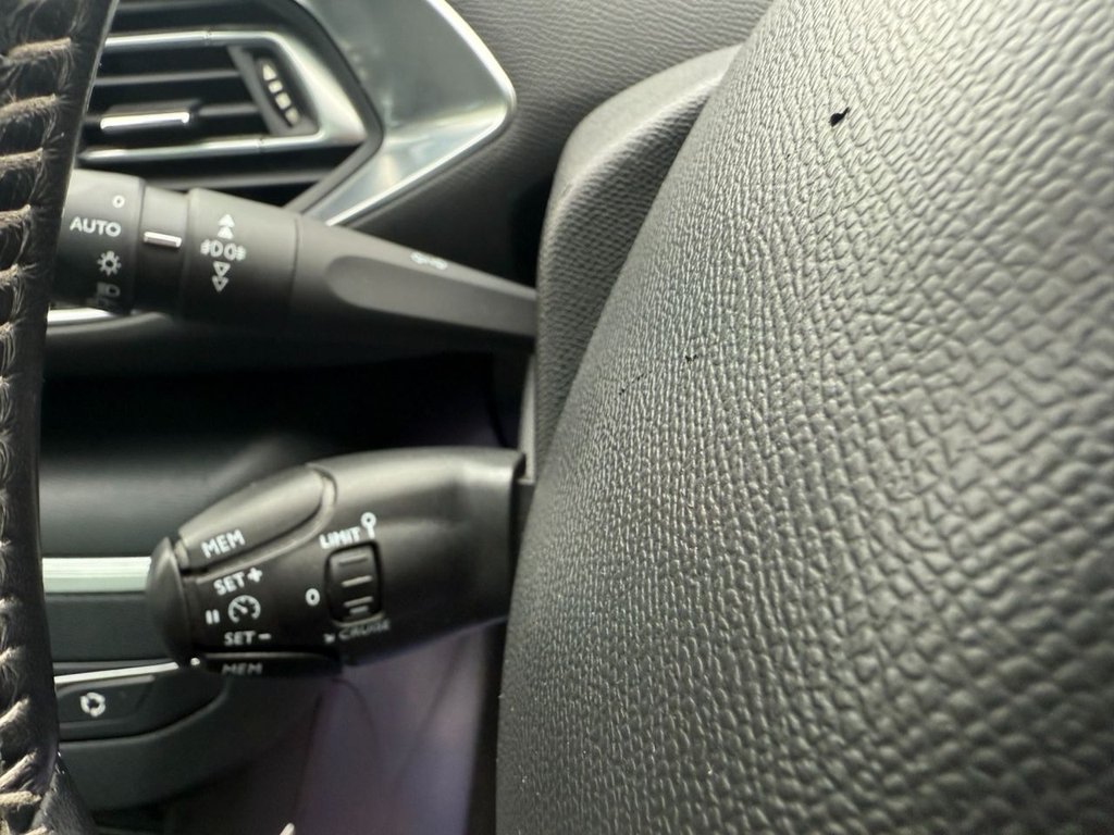 Used Peugeot 308 2018 for sale - 76364116: Photo 25