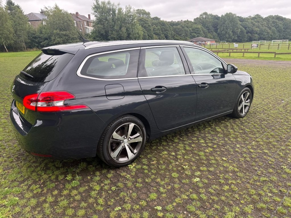 Used Peugeot 308 2018 for sale - 76364116: Photo 6