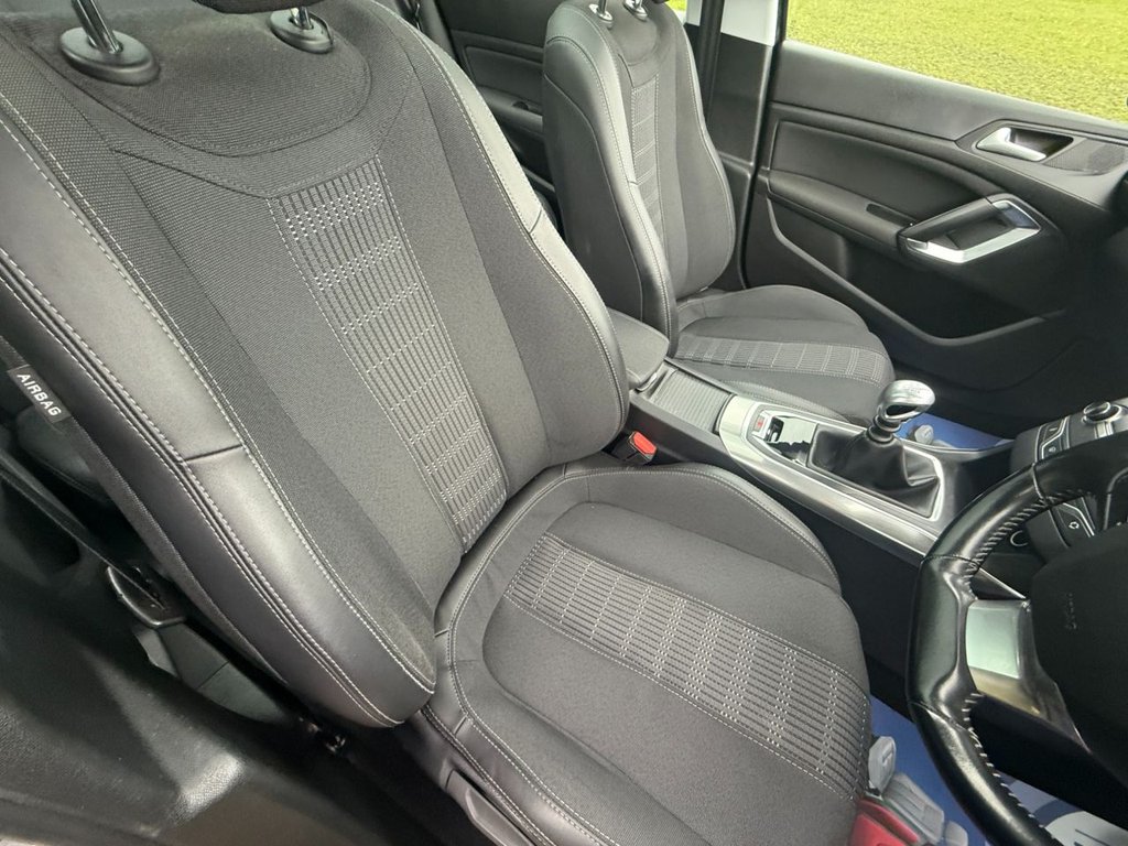 Used Peugeot 308 2018 for sale - 76364116: Photo 9