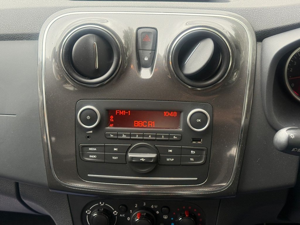 Used Dacia Sandero Stepway 2017 for sale - 76364127: Photo 19