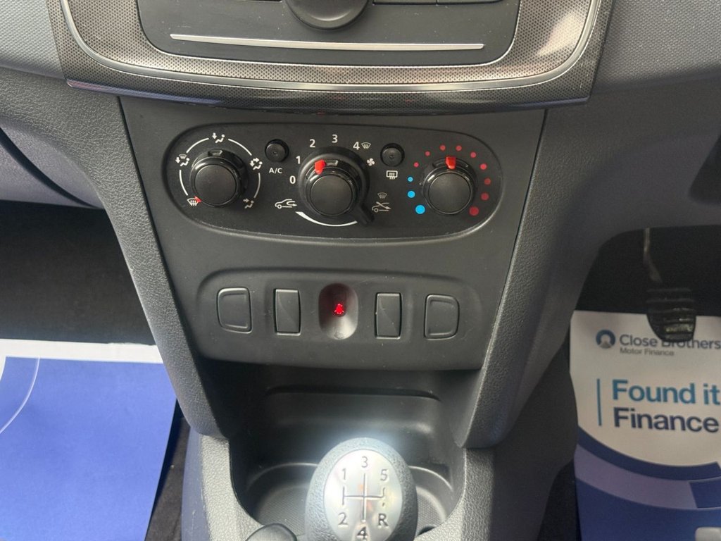 Used Dacia Sandero Stepway 2017 for sale - 76364127: Photo 20