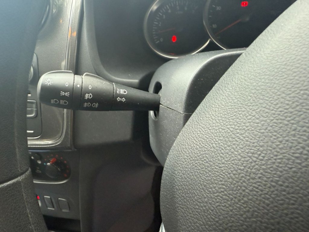 Used Dacia Sandero Stepway 2017 for sale - 76364127: Photo 28
