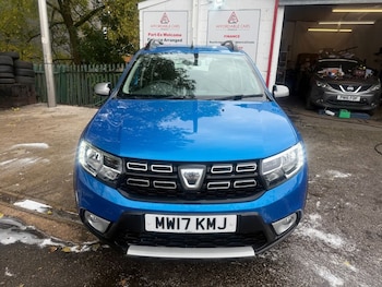 Used Dacia Sandero Stepway 2017 for sale - 76364127: Photo