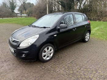 Used Hyundai i20 2012 for sale - 77328050: Photo