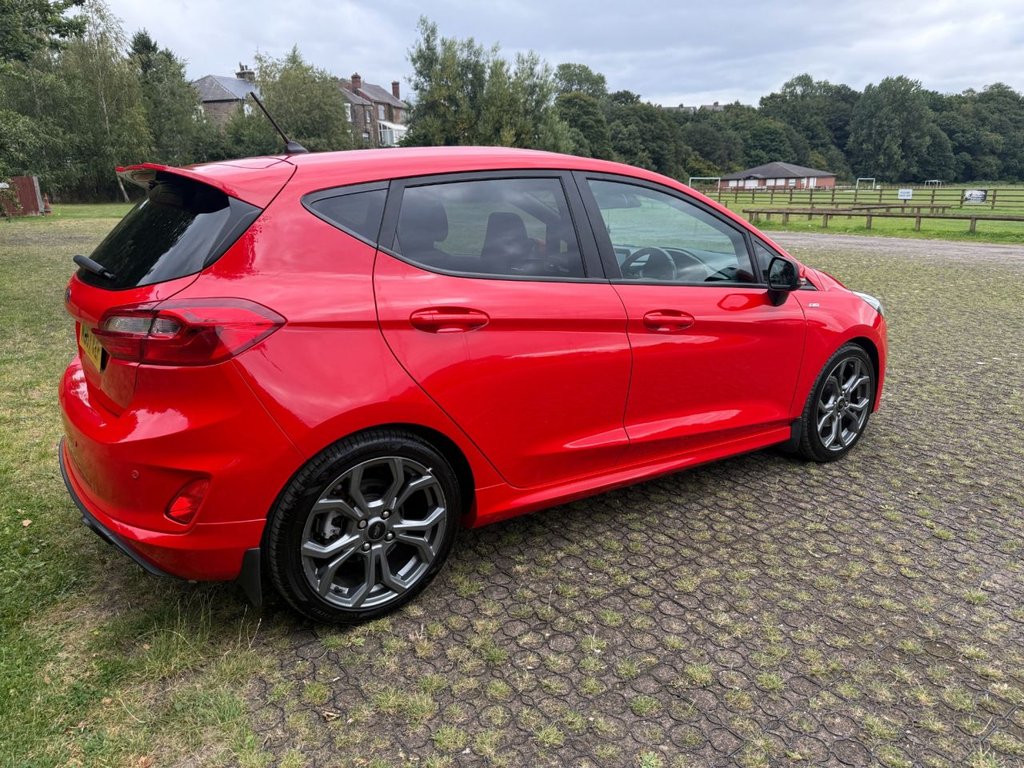 Used Ford Fiesta 2018 for sale - 76364136: Photo 6