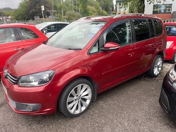 Used Volkswagen Touran 2011 for sale - 79562208: Photo